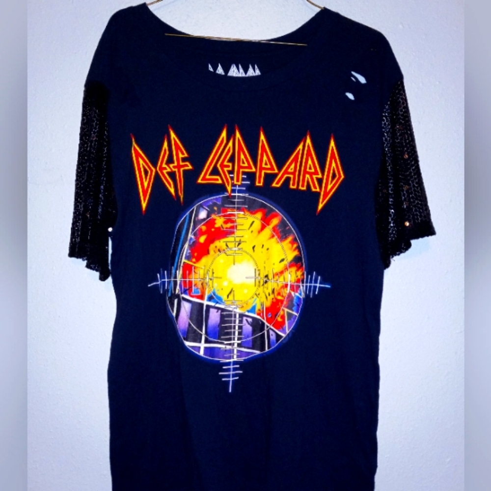 Def Leppard Concert Tee Shirt